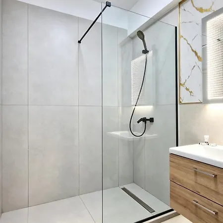 아파트호텔 D49 - In Alezzi Odyssey Pool & Mamaia Nord